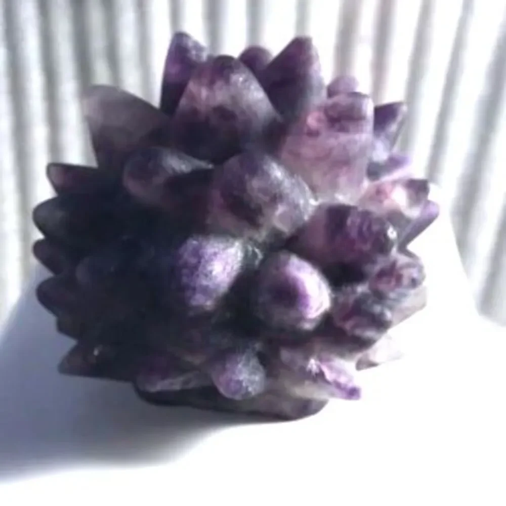 Adorable Fluorite Hedgehog Carving